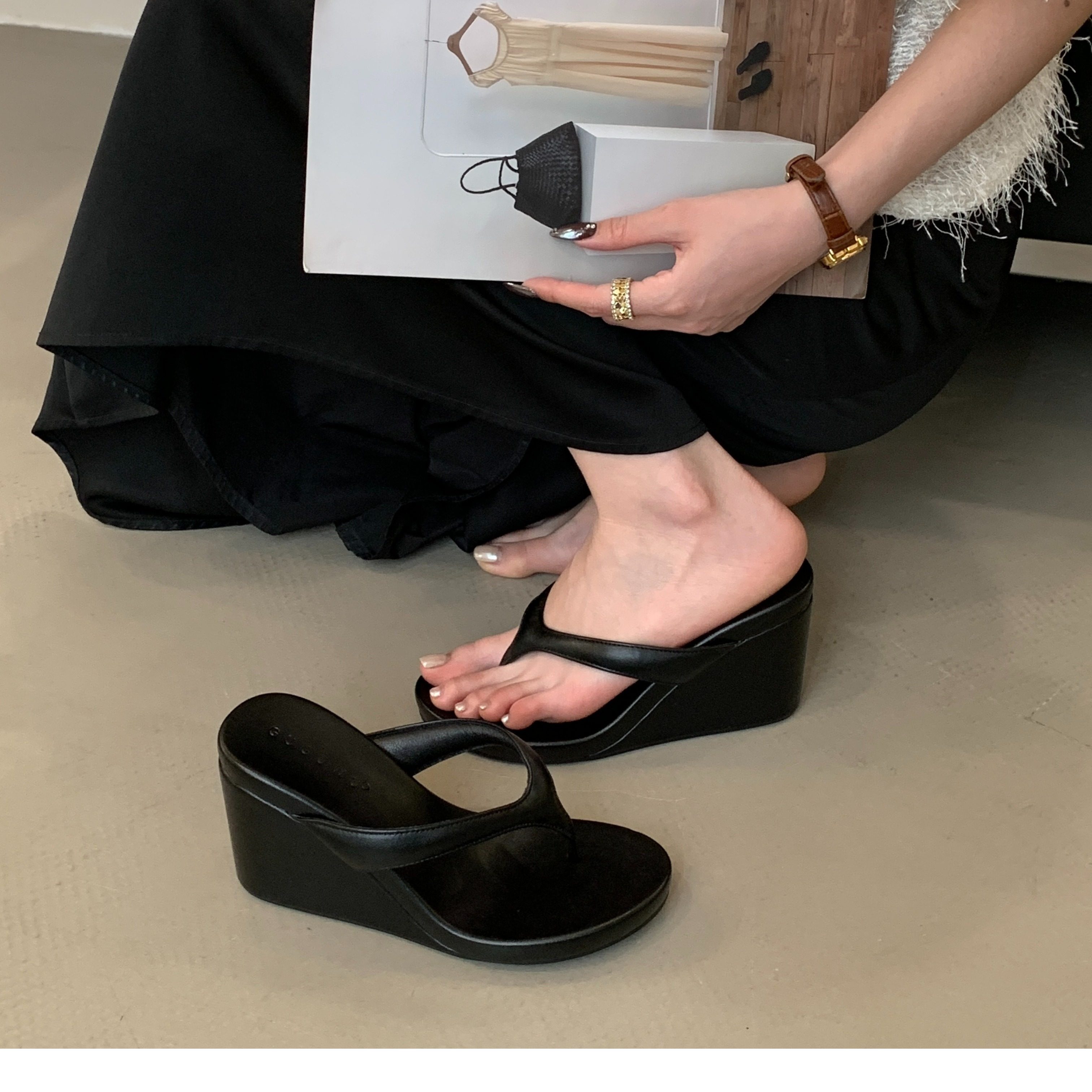 2025新款夏季坡跟人字拖鞋夹脚女厚底松糕小个子增高度假沙滩凉拖,女鞋,包头拖,淘宝优惠券,粉丝福利购,淘宝优惠卷