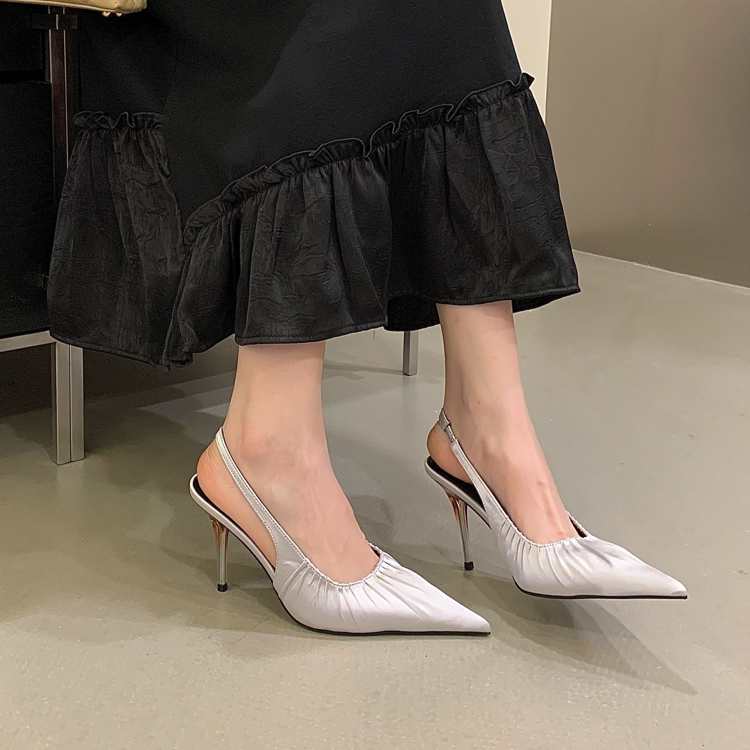 2026早春新款包头尖头漆皮法式细跟高跟鞋女绸缎后绊带后空凉鞋子,女鞋,浅口单鞋,淘宝优惠券,粉丝福利购,淘宝优惠卷