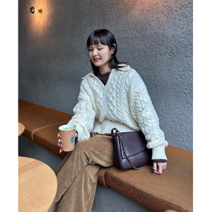 CP2025冬季 复古麻花编织小翻领侧边开衩毛衣