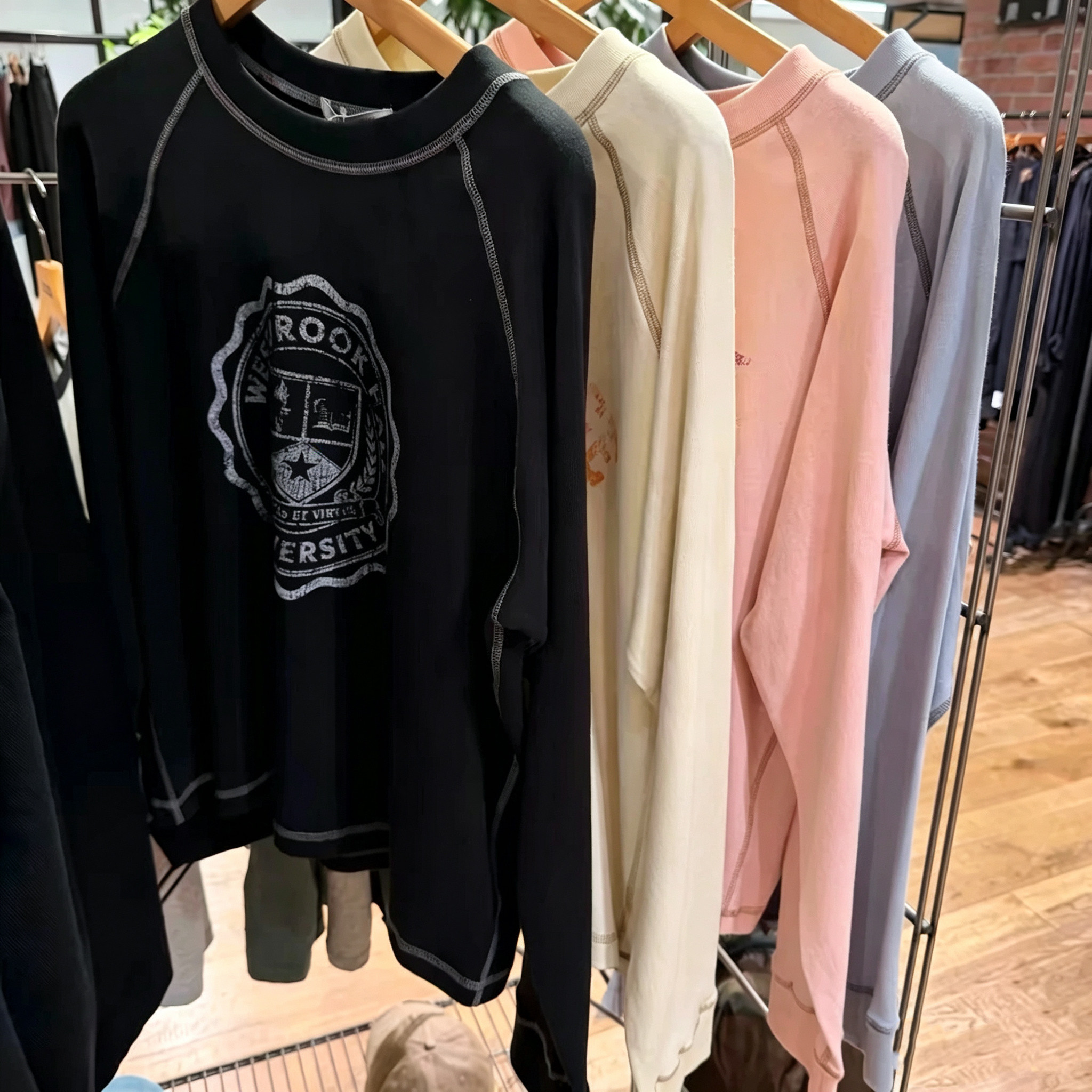 JS2026早秋 明线插肩袖做旧印花长袖百搭T恤图片