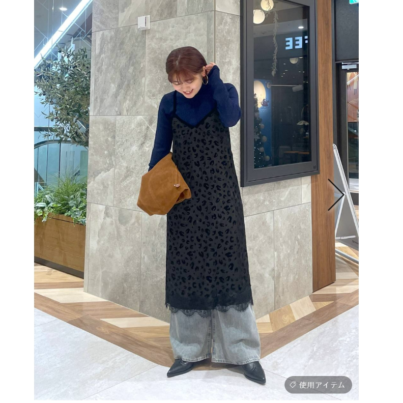 JS2026早春 豹纹蕾丝拼接边V领气质吊带连衣裙OP