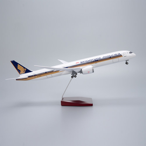带灯47cm新加坡航空波音787-10仿真飞机模型航模摆件收藏礼品礼物