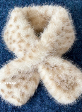 feytiy 斯拉夫女孩 豹纹围脖寒冬凹造型百搭保暖仿皮草毛绒绒围巾