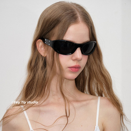 时髦酷感复古曲面墨镜新款太阳镜