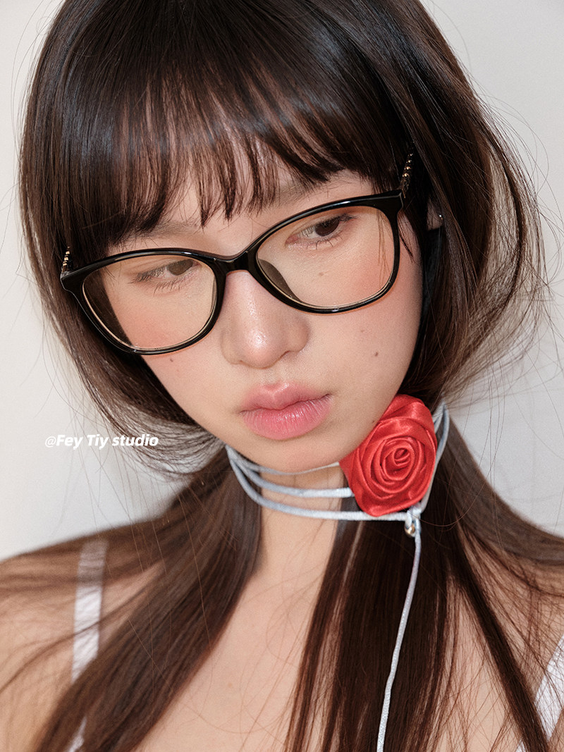 时髦复古黑框素颜早八人眼镜