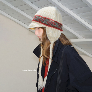 feytiy 复古时髦 针织护耳帽短檐辫子飞行员帽秋冬百搭保暖毛线帽