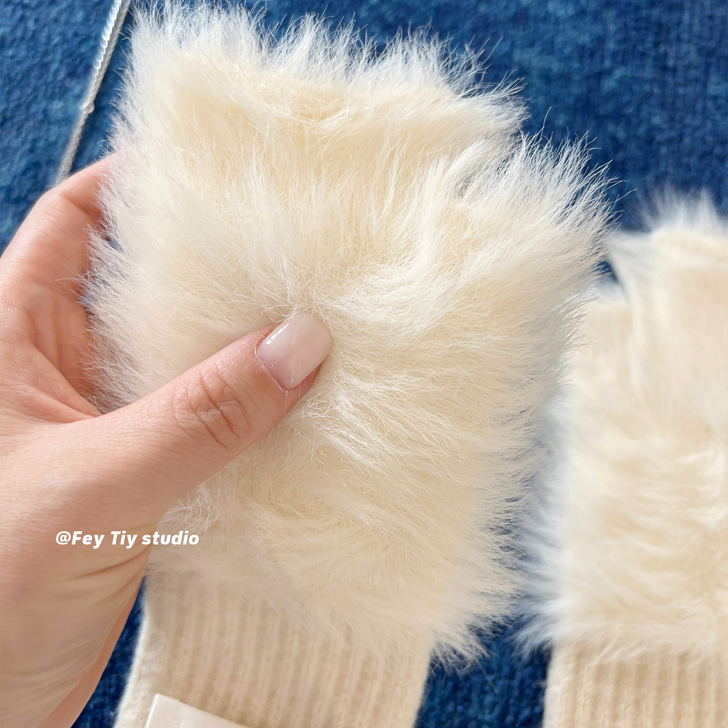 保暖单品冬季加绒百搭半指手套