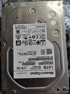 WUS721010ALE6L4-10TB 3.5寸 服务器硬盘广告素材视频数据恢复