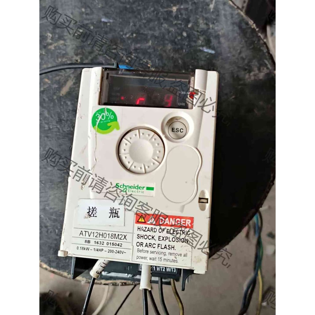功能正常议价 施耐de变频器ATV12H018M2X 220v0.18