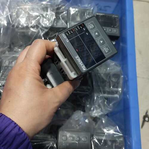 议价KEYENCE KL-2TF 基恩士 温度控制器模组拆机件实
