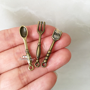 6分12分bjd娃娃配件迷你家具配件食玩 青铜刀叉搅拌棒三件套