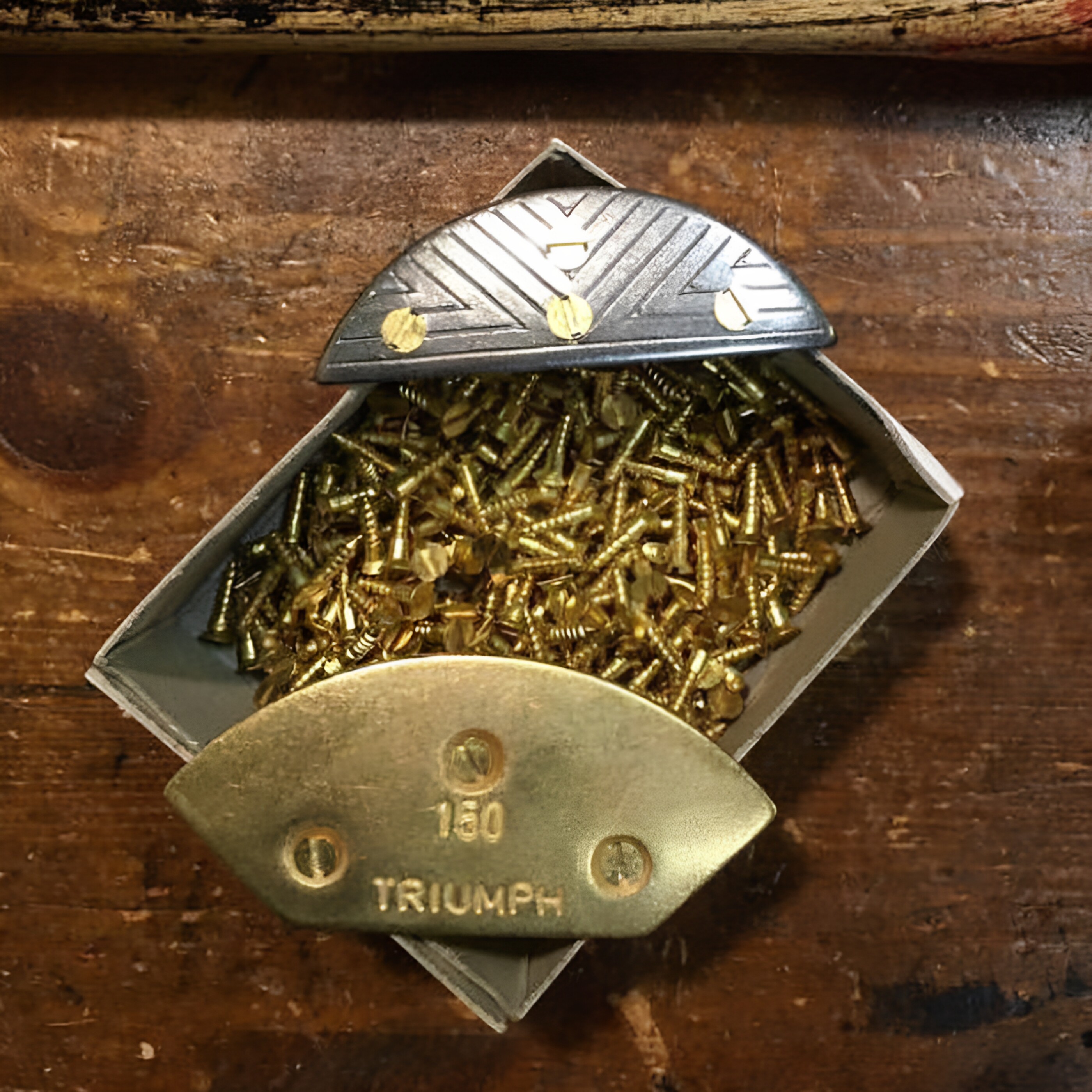 一番修 文涛 · 鞋底耐磨铁安装文师傅lulu铁片工匠皮底打铁装铁.