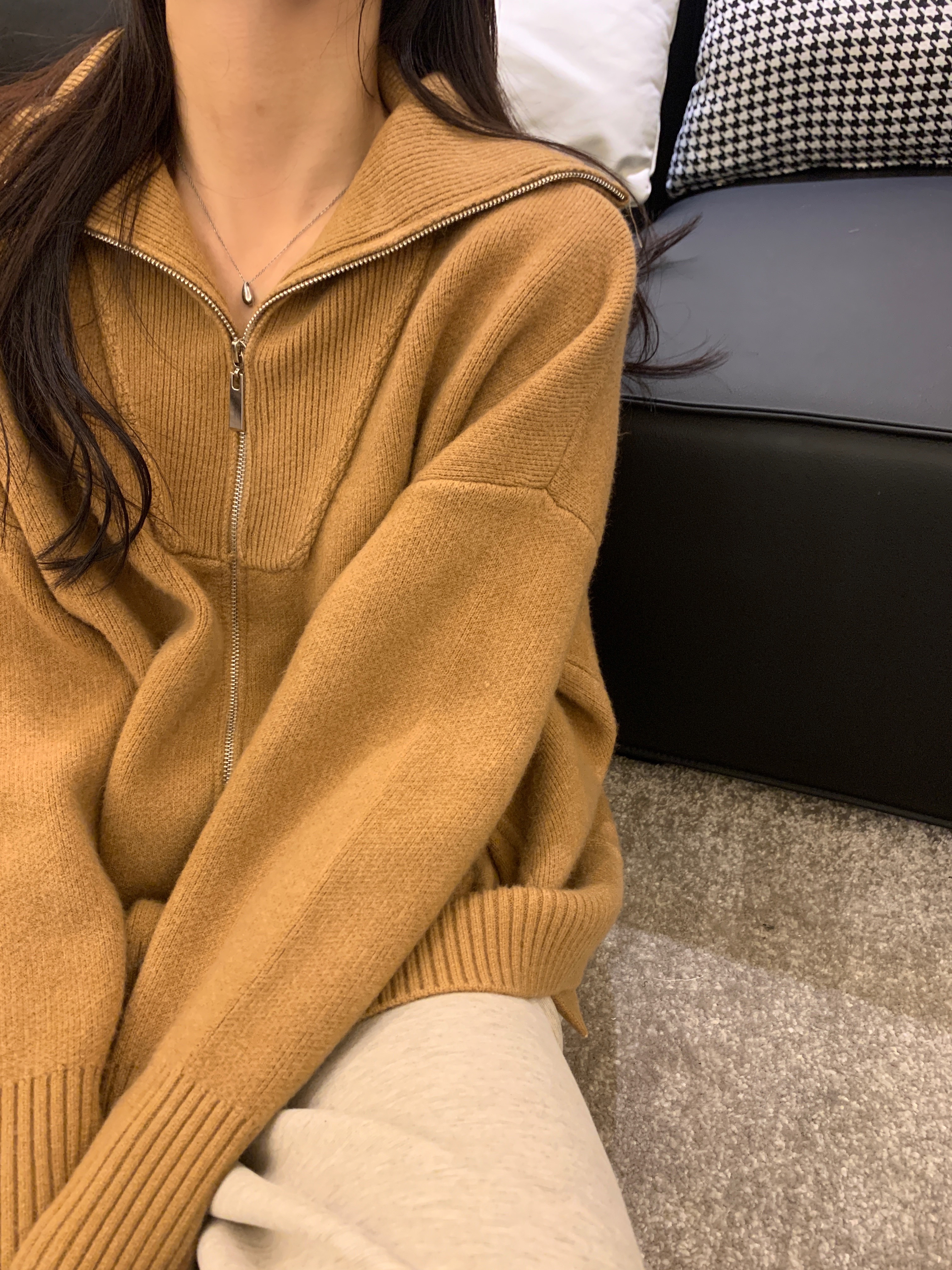 2023新款慵懒风驼色针织开衫毛衣外套女宽松廓形高领加厚上衣女