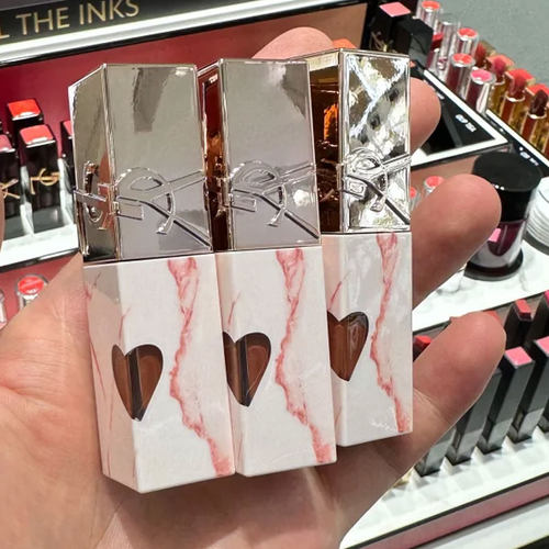 YSL新品丝绒爱心黑管哑光唇釉