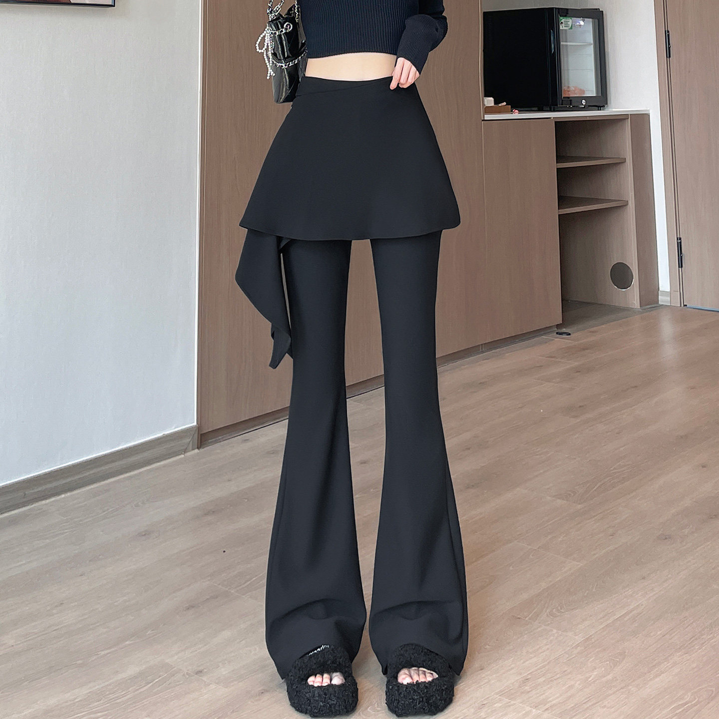 假两件打底裙裤女2025秋冬新款高腰弹力修身显瘦高个子黑色喇叭裤
