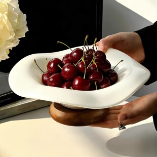 日本进口MUJIE陶瓷水果盘客厅茶几中古风零食摆放盘干果精致盘子