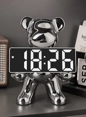 暴力熊时钟摆件桌面闹钟电子钟