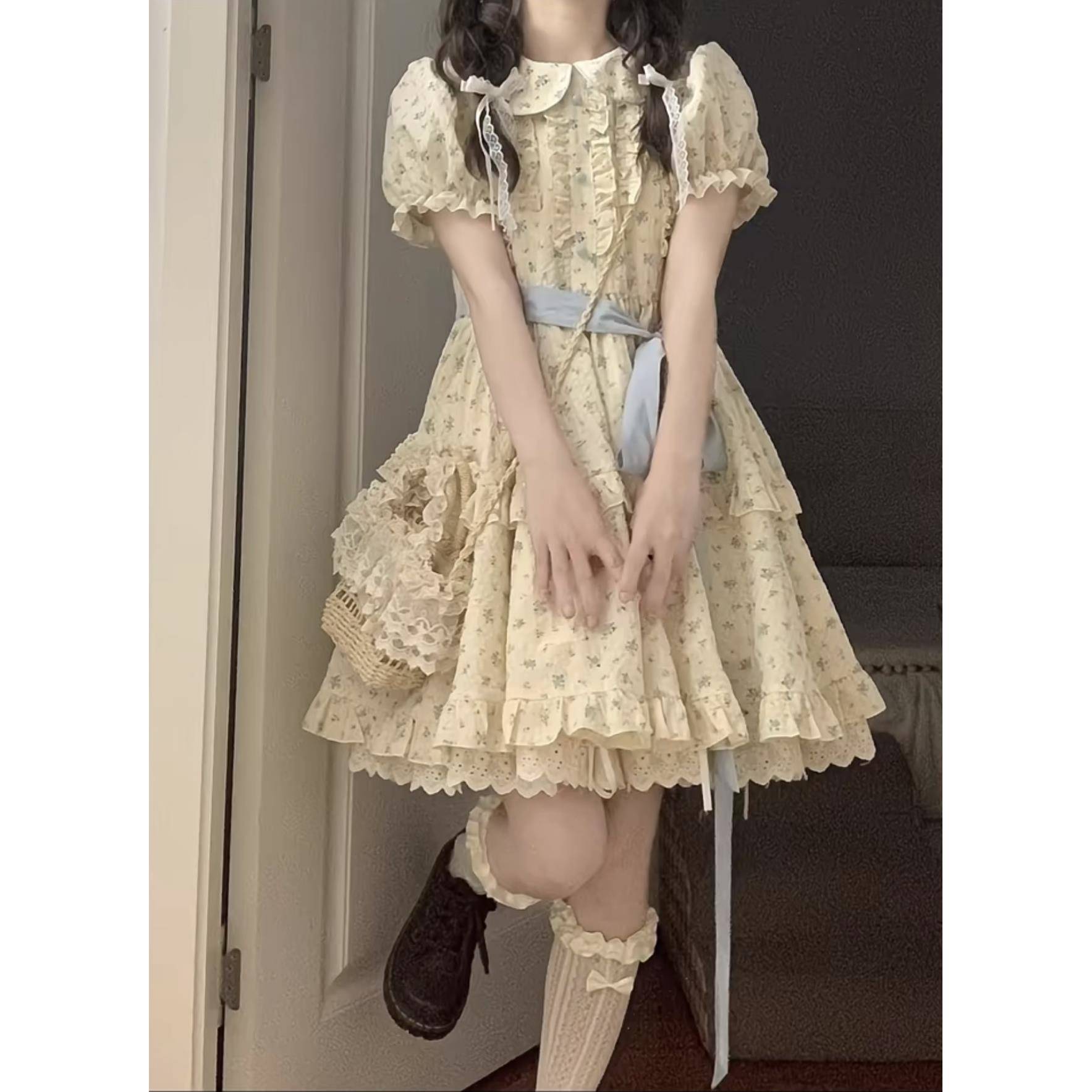 甜美娃娃领碎花连衣裙子女夏季泡泡袖法式公主裙小个子收腰蓬蓬裙