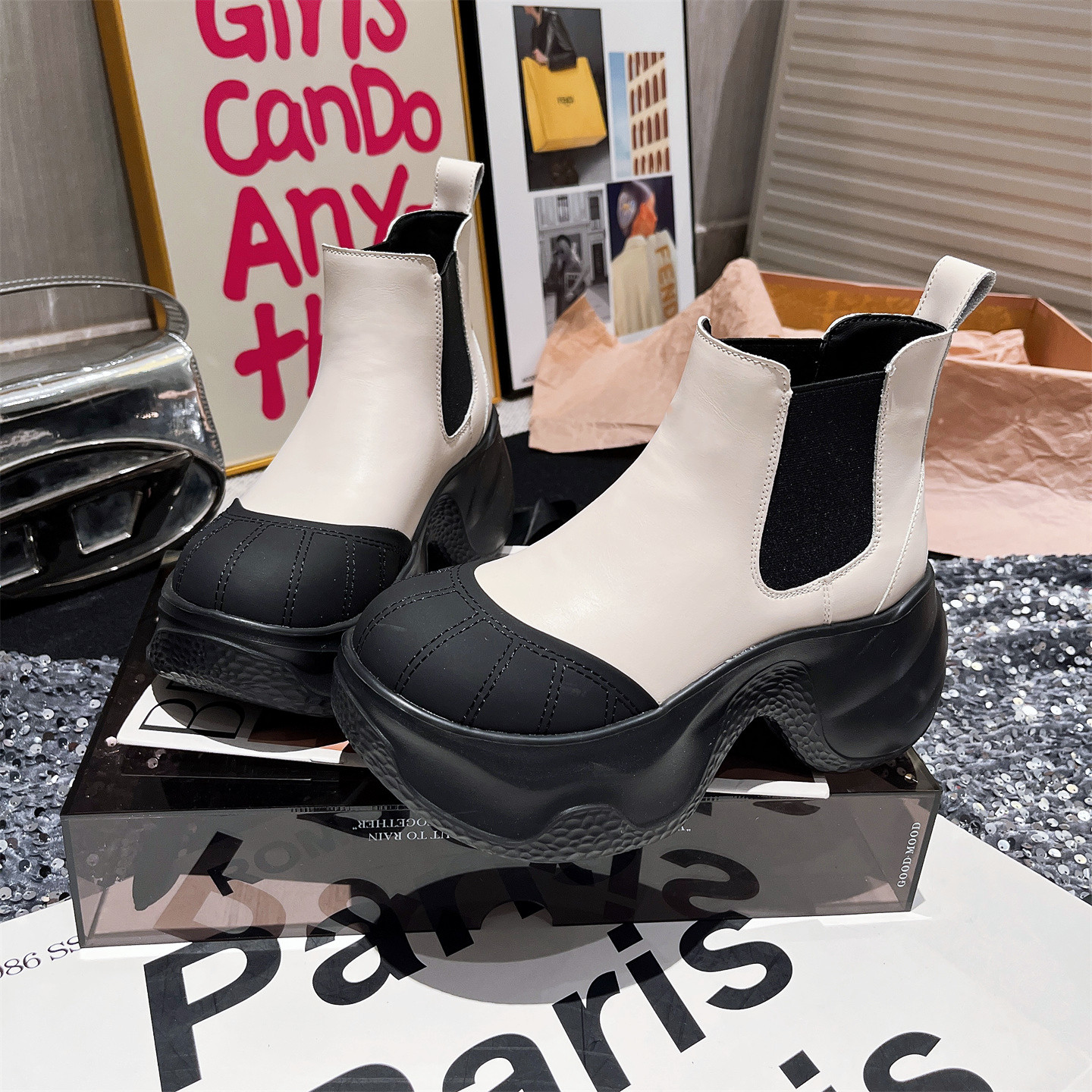 加绒机车靴短靴棉靴烟筒靴女鞋潮