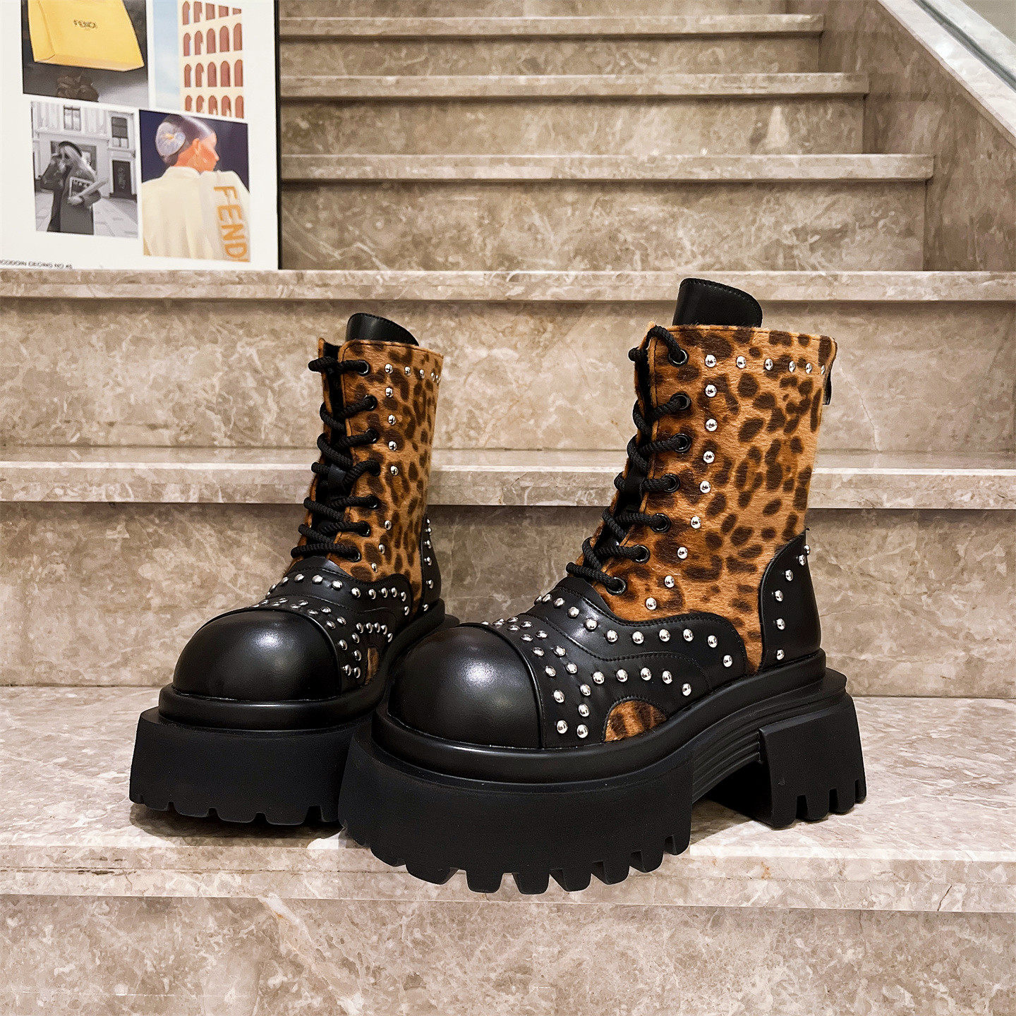 马丁靴机车靴时装工装靴女鞋