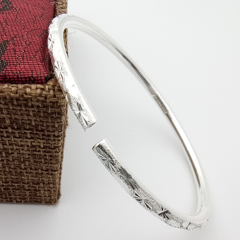 银子手镯9999纯银镯子新款实心开口送女朋友足银银饰满天星银手镯