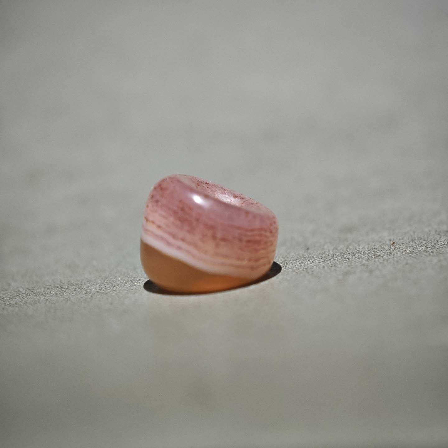 8.8天然朱砂天地一线药师玛瑙斜切猪大肠马蹄珠子散珠文玩配饰diy