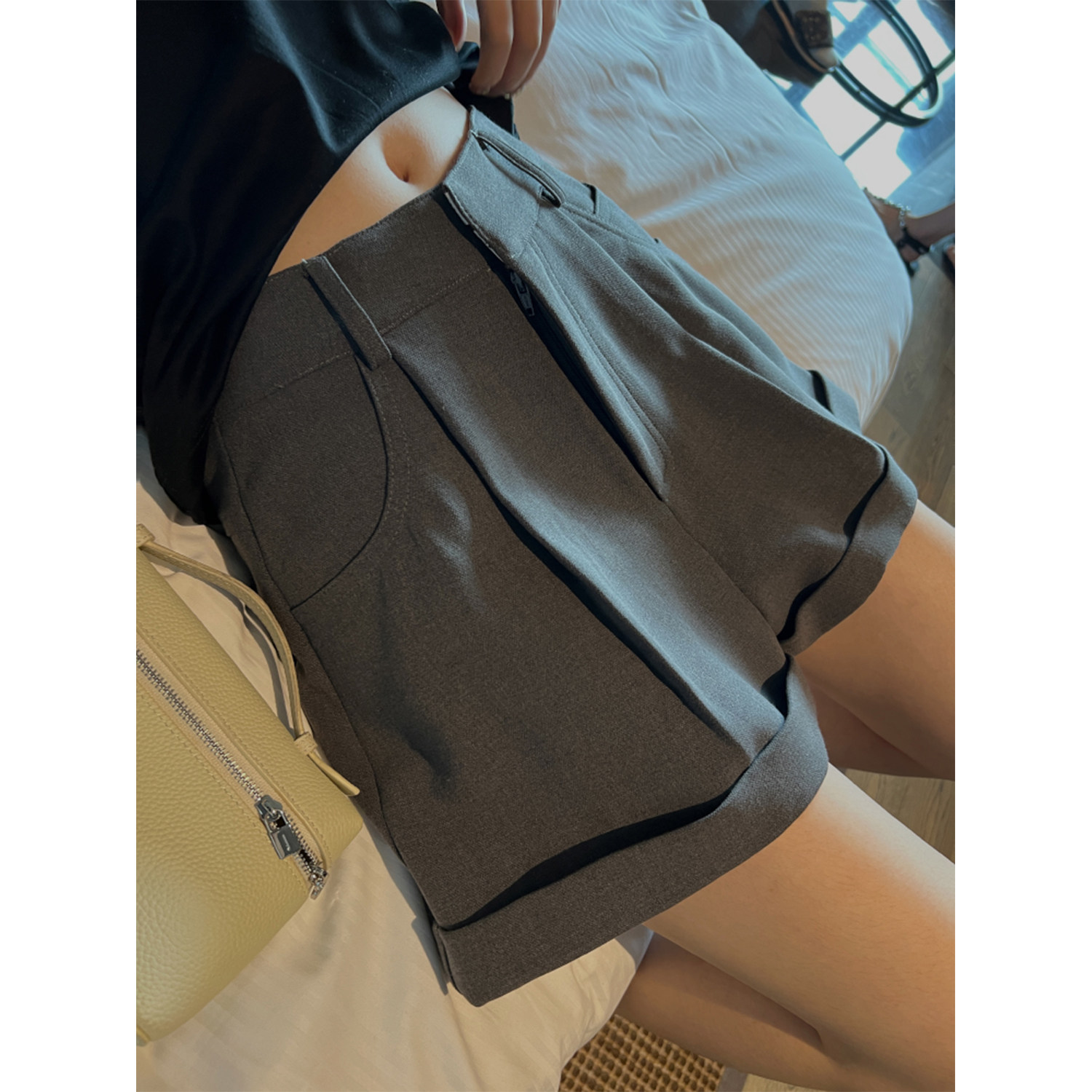 superniniyy 万能显比例质感西装短裤宽松显瘦百搭高腰休闲裤女夏,女装/女士精品,休闲裤,淘宝优惠券,粉丝福利购,淘宝优惠卷