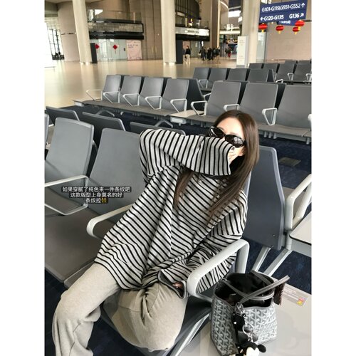 superniniyy素颜半醒条纹T 极简撞色宽松圆领落肩袖显瘦条纹大T恤