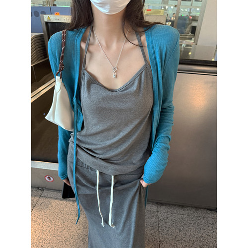 superniniyy 松弛感可调节系带挂脖露背无袖吊带背心美背上衣女夏