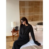 100%绵羊毛高级慵懒感圆领宽松针织连衣裙长裙 慵懒周末 附披肩