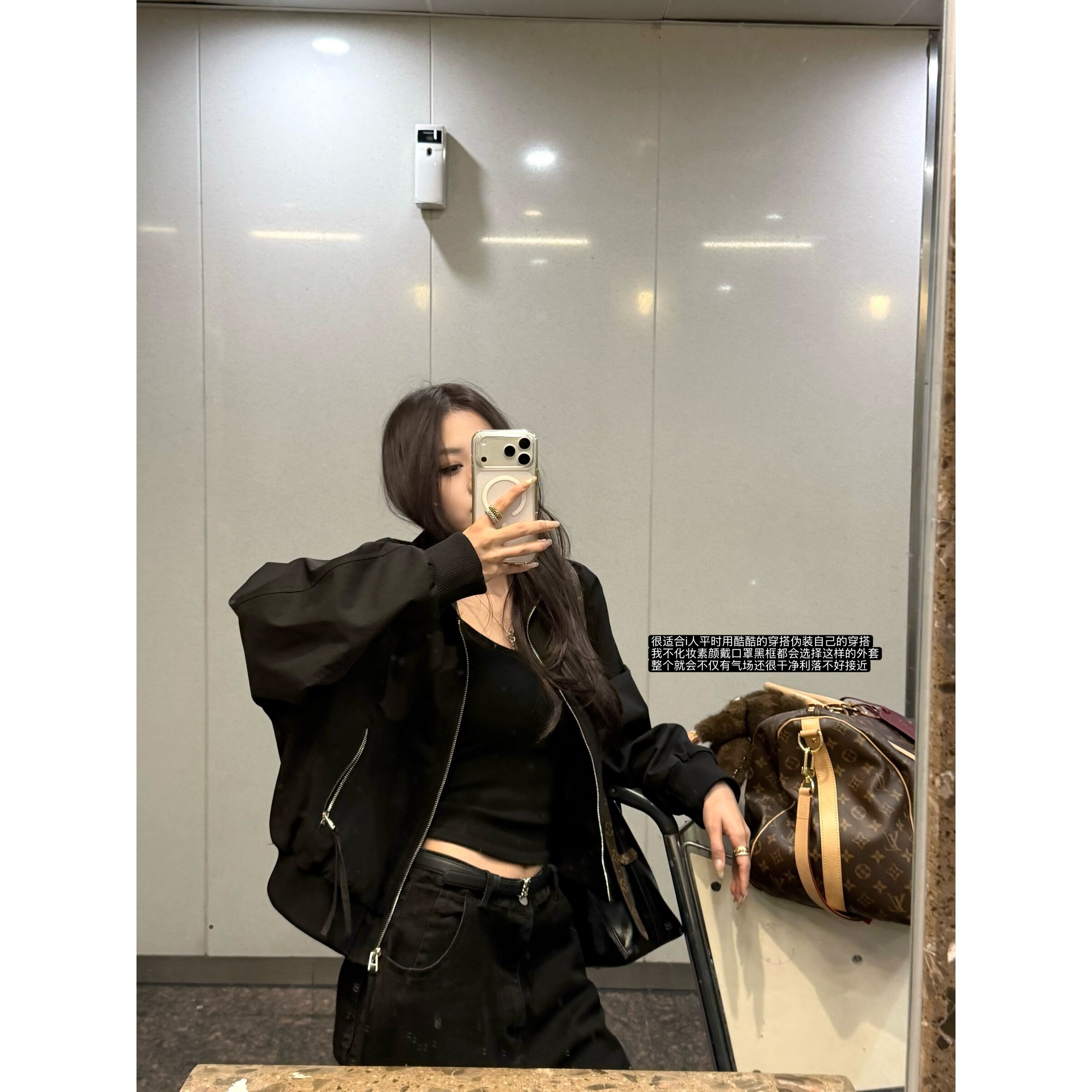 superniniyy  酷感超标&干净利落感素颜穿搭都很酷的翻领夹克外套