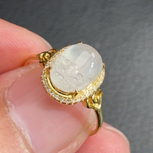 18K金天然翡翠A货-2180祥云高冰三脚蟾蜍戒指K黄镶嵌钻石珠宝玉石