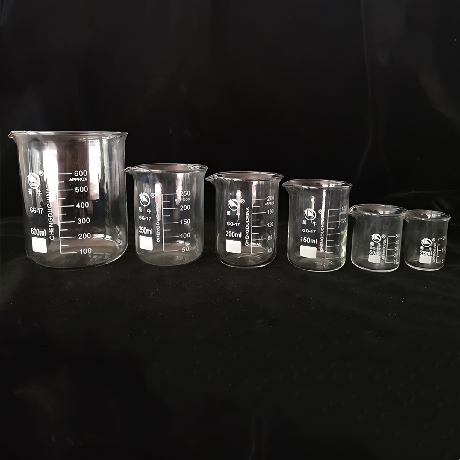 厚料玻璃烧杯可定制20L30L50L