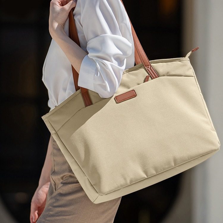 2026新款托特包单肩包大容量笔记本电脑包休闲tote包时尚流行大包,箱包皮具/热销女包/男包,手提箱,淘宝优惠券,粉丝福利购,淘宝优惠卷