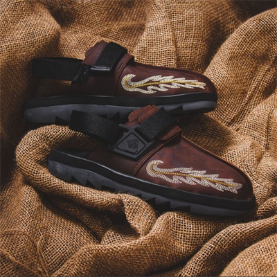 锐步REEBOKXBEATNIK联名款拖鞋