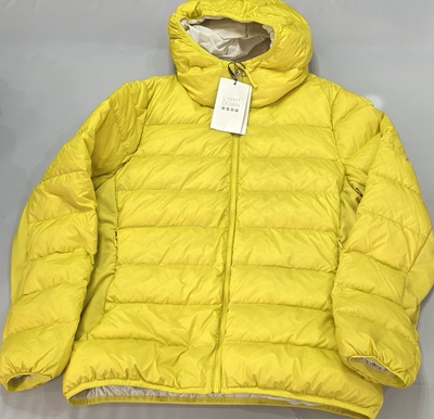 马威女运动羽绒服