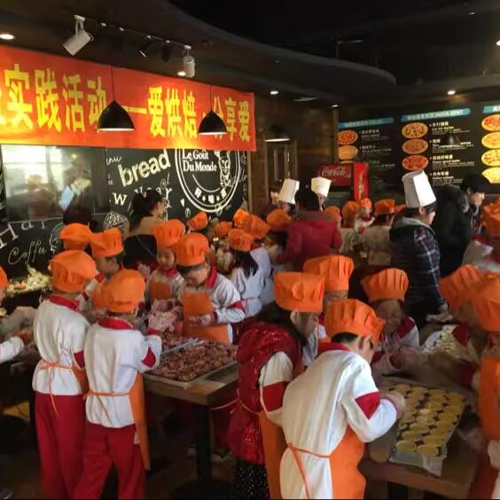 无纺布幼儿园美术馆小孩定做围裙