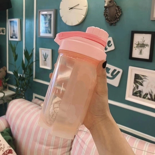 升级版 康宝莱俱乐部奶昔杯摇摇杯健身运动杯子500ml带刻度搅拌球