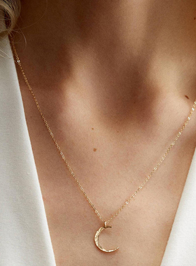 欧美时尚简约ins小众不锈钢网红项链 女月亮形吊坠锁骨链钛钢饰品