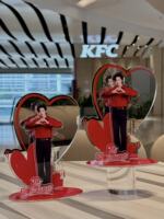 【 Genuine Product Purchase 】KFC Liu Yuning Limited Edition Theme Collaboration Peripheral record Ornament Mirror Stand thumbnail 8