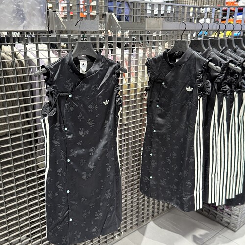 正品ADIDAS阿迪达斯女子新中式无袖连衣裙旗袍KY5753