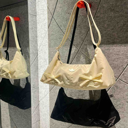 adidas阿迪达斯休闲女子单肩包斜挎包手提包女包KC2769 KC2770