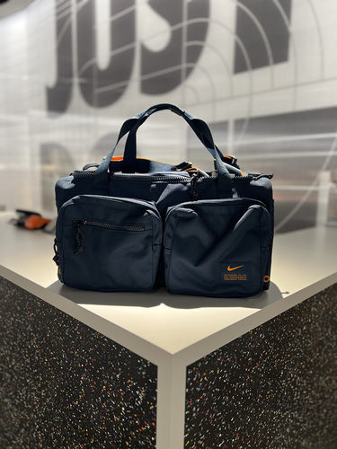 NIKE耐克休闲单肩包斜挎包手提包
