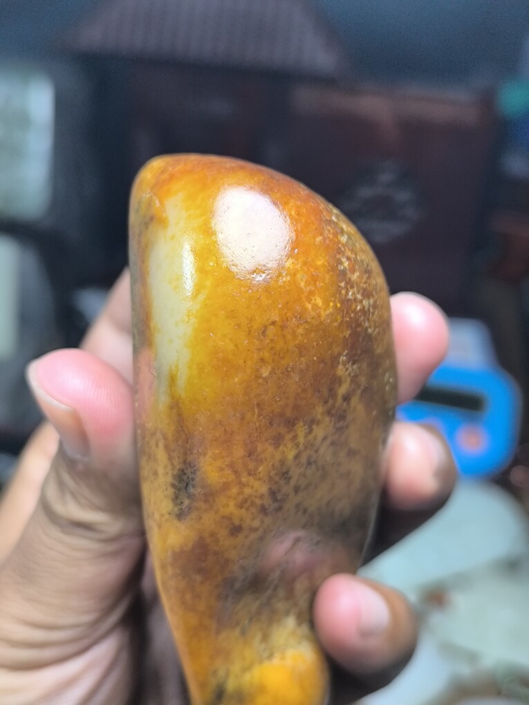 籽料原石手把件枣红皮黄沁皮籽料挂件