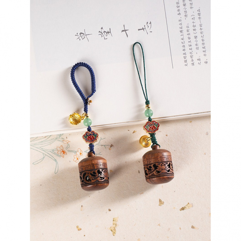 o红贵宝木质香囊汽车钥匙扣挂件