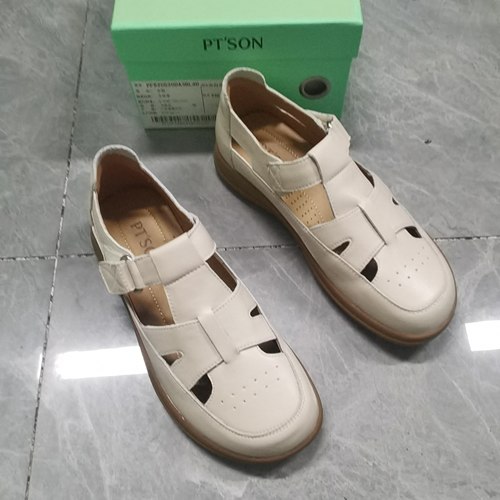品牌正品断码撤柜时尚百搭休闲圆头平底女罗马凉鞋2C520米白色36