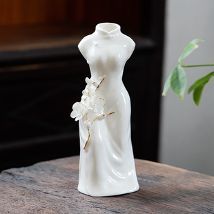陶瓷手工捏花国风旗袍瓶白色梅花描金特色花瓶传统玄关博古架摆件