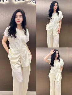 价格咨询.欧洲站设计师原创春复古赫本女装走秀款高定制真丝套装