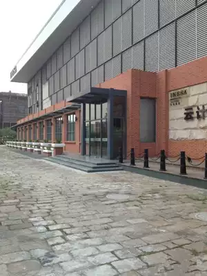 Shanghai server hosting multi-line computer room Shanghai science and technology network BGP 1U server hosting 8800 per year