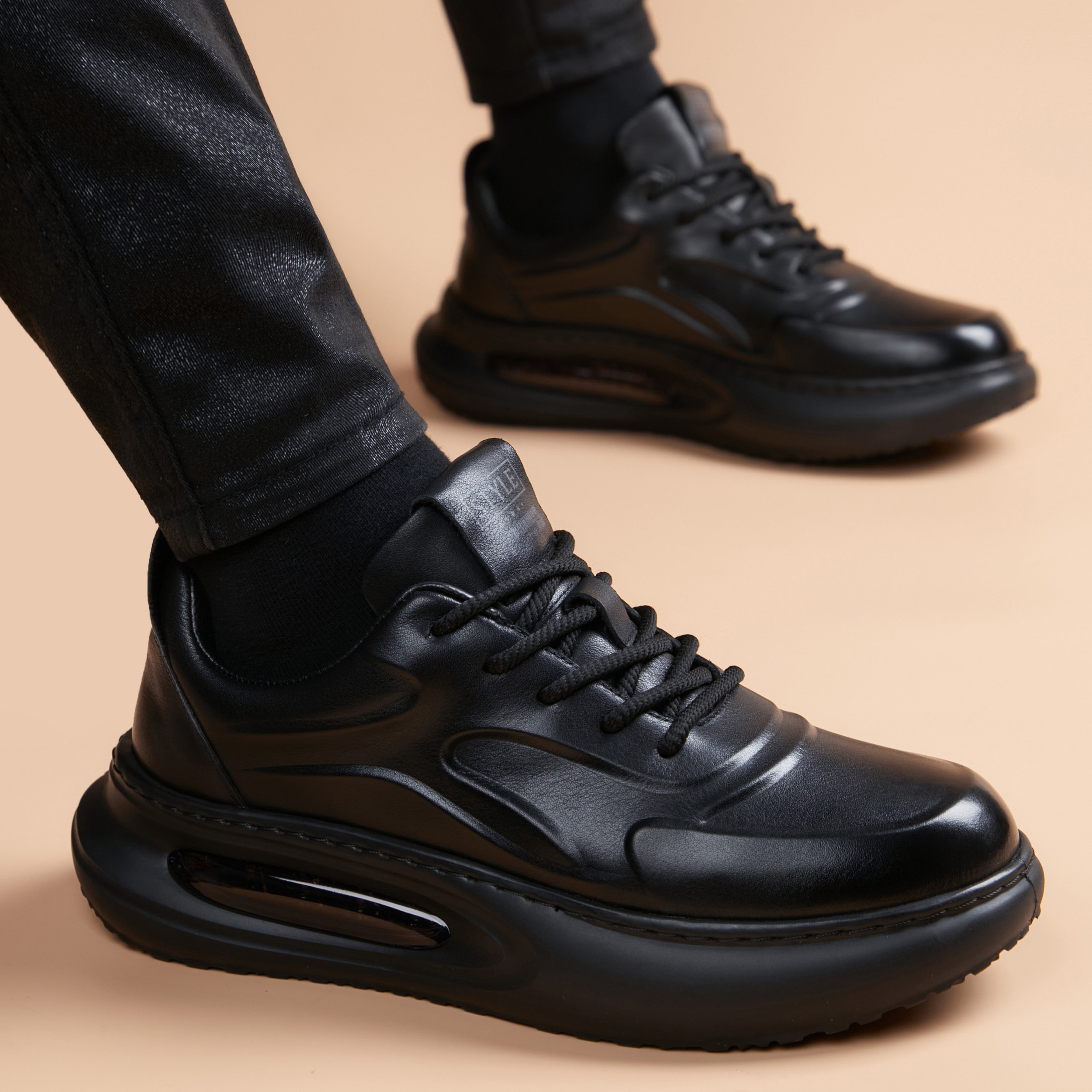 冬季皮鞋男真皮头层牛皮厚底增高加绒男鞋运动风商务休闲气垫鞋底